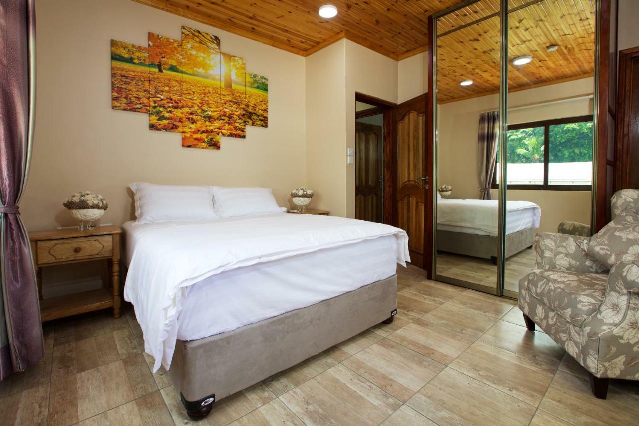 Stone Self Catering Apartment Grand Anse  Exterior foto